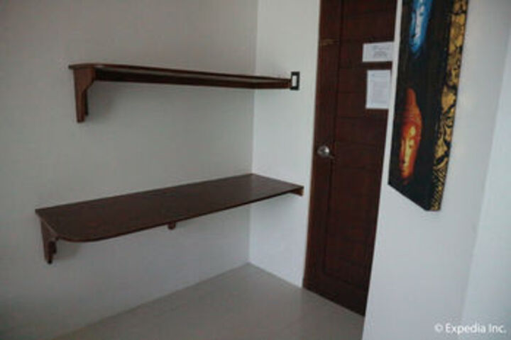 Room 26 of 38