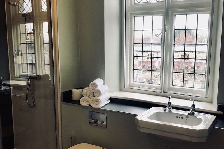 Room 20 of 47
