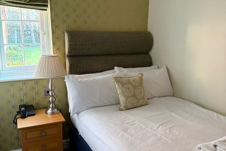 Room 12 of 51