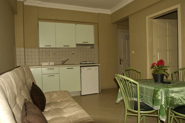 Room 11 of 24