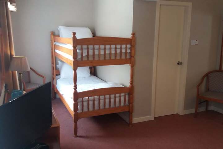Room 59 of 144