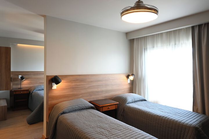 Room 16 of 24