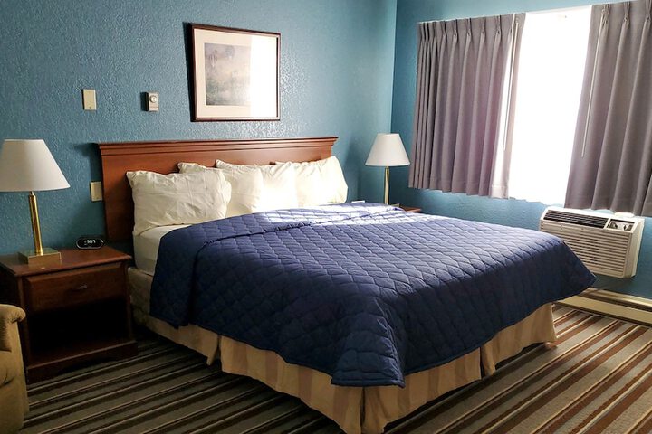 Room 9 of 47