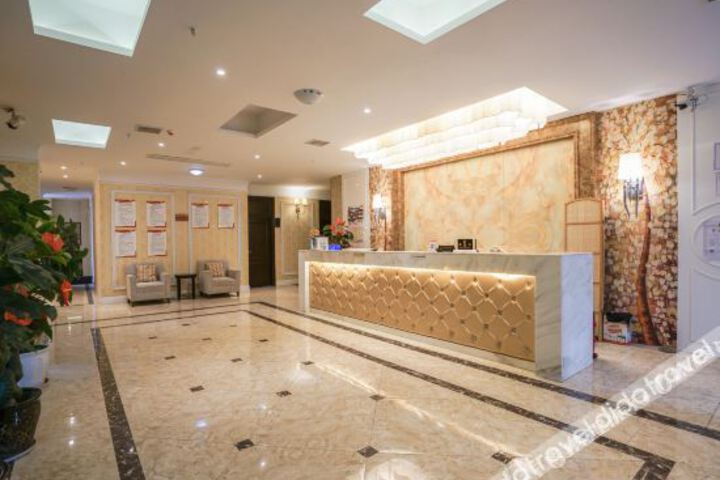 Hotel Interior 7 of 15