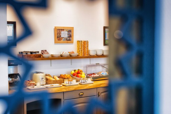 Breakfast/Coffee Service 46 of 50