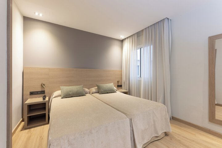 Room 29 of 65