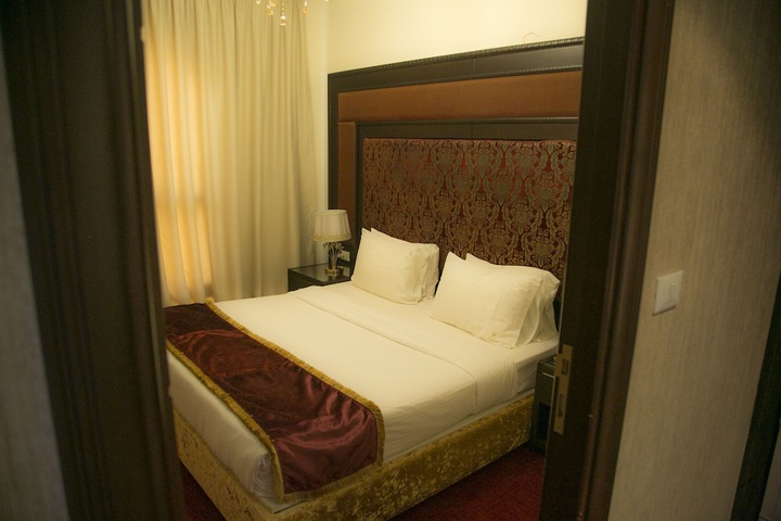 Room 30 of 79