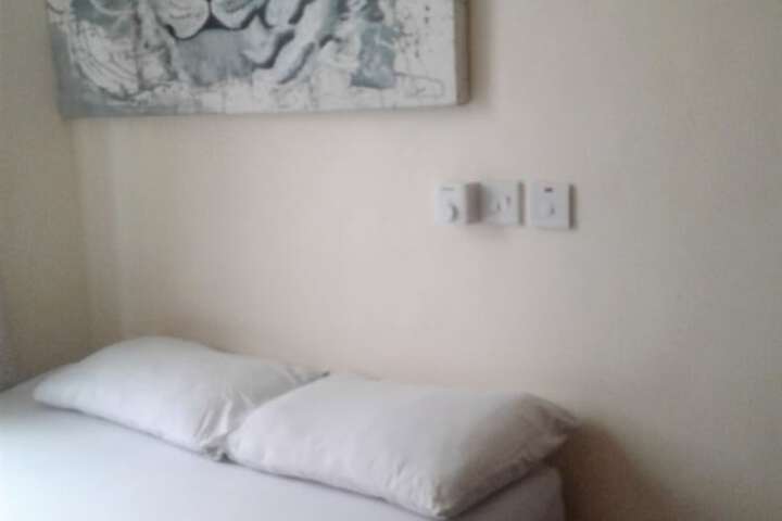 Room 11 of 50