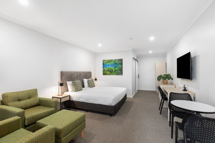 Room 29 of 63