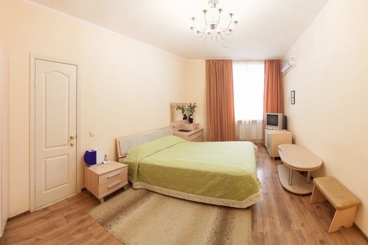 Room 3 of 31