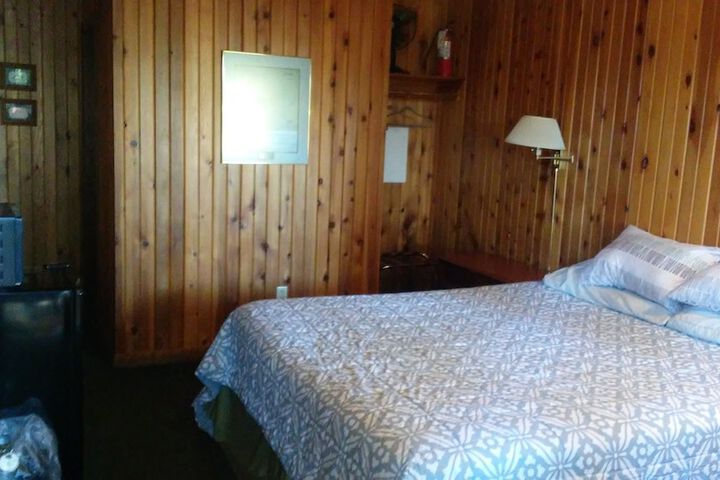 Room 13 of 75