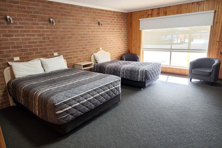 Room 8 of 52