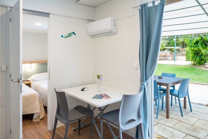 Room 7 of 46