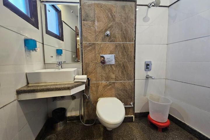 Photo 18