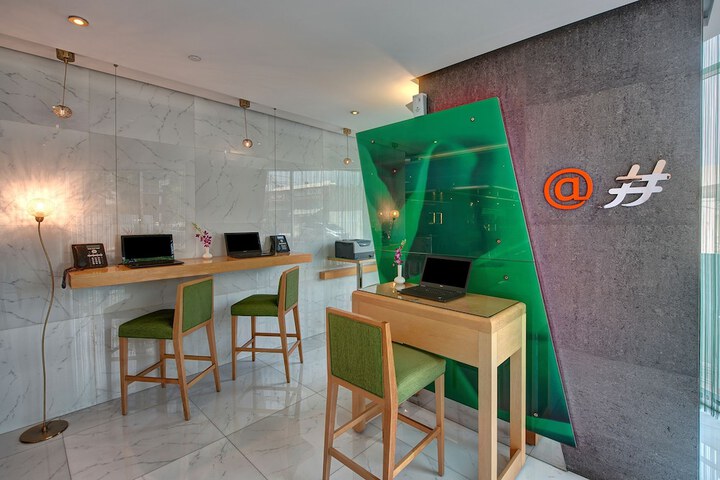 Business Center 69 of 70
