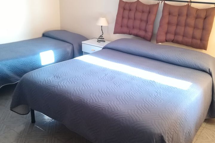 Room 5 of 18