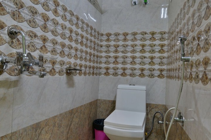 Room 56 of 102