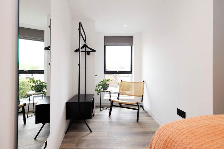 Room 30 of 60
