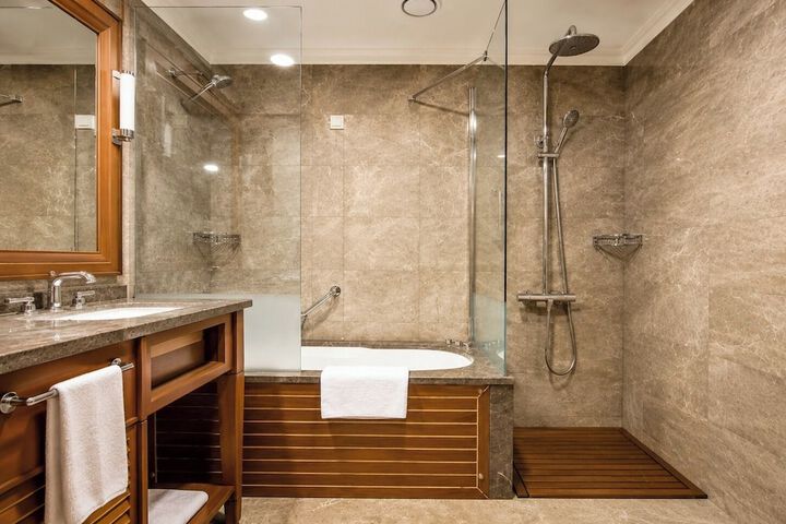 Bath Photo