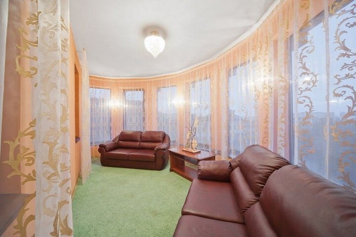 Room 25 of 36