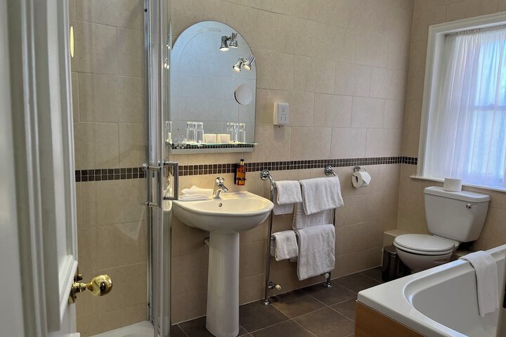 Clean Restrooms