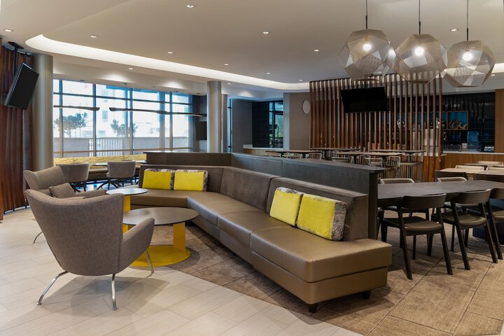 Exterior of SpringHill Suites by Marriott Pleasanton