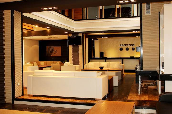 Hotel Lobby