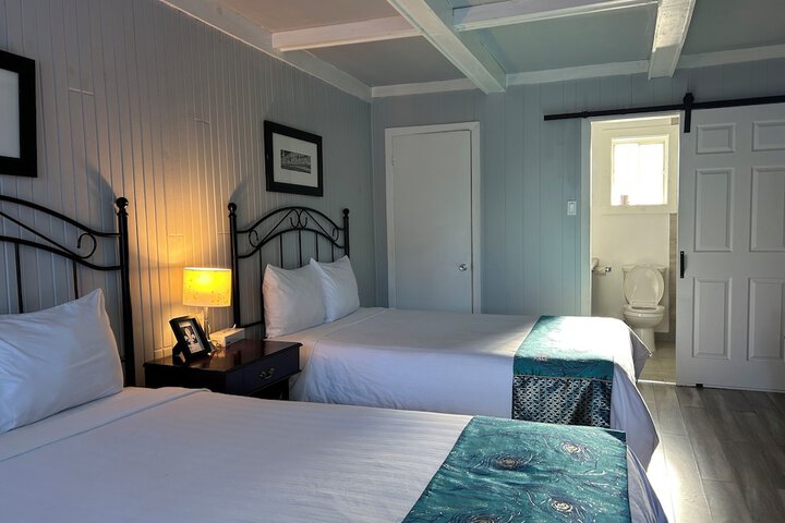 Room 9 of 19