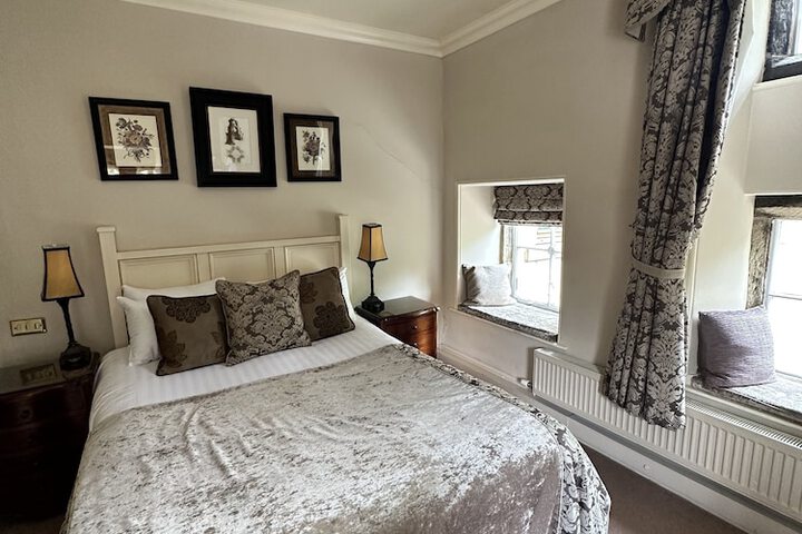Room 21 of 50