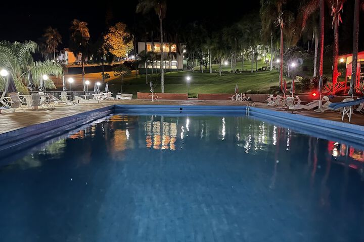 Hotel Pool