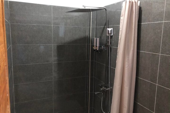 Room 15 of 30