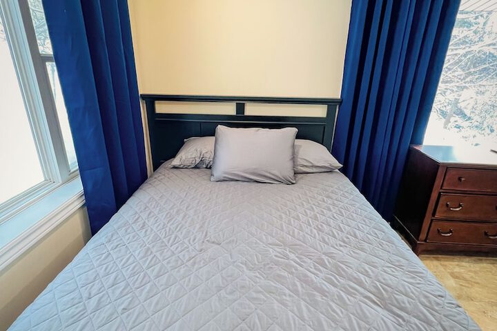 Room 10 of 19