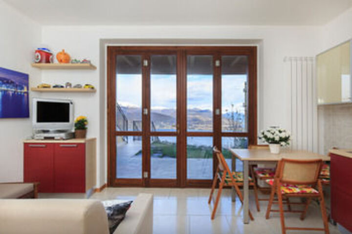 Room 402 of 450
