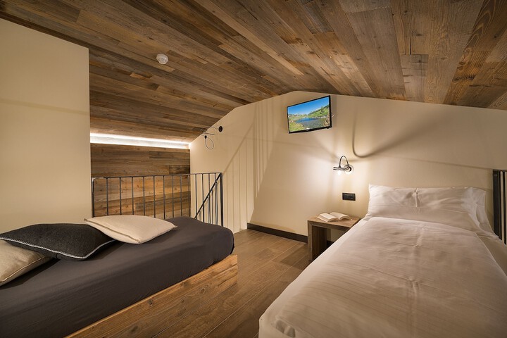 Room 31 of 162