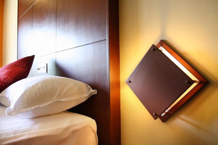Room 17 of 52