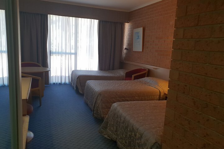 Room 5 of 31