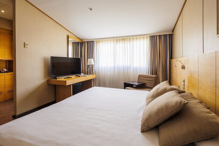 Room 16 of 61
