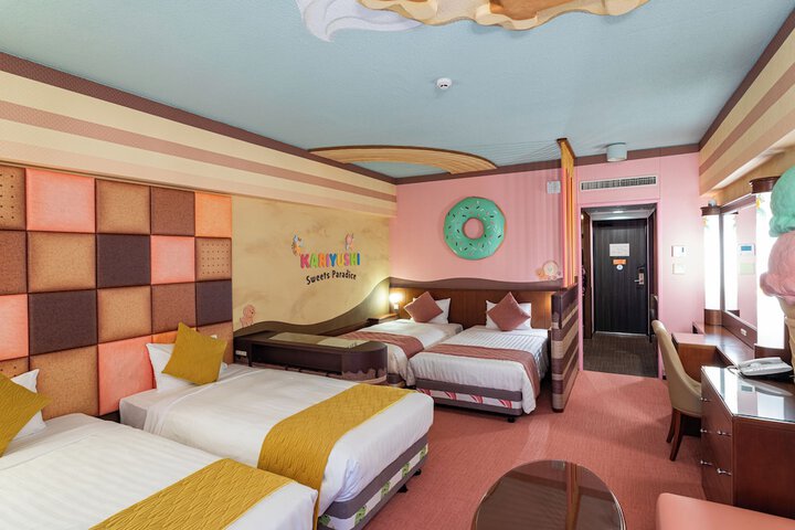 Room 25 of 128