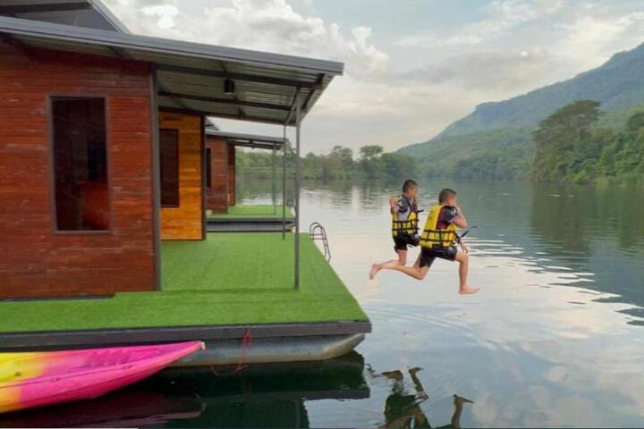 Phu Naphat Resort