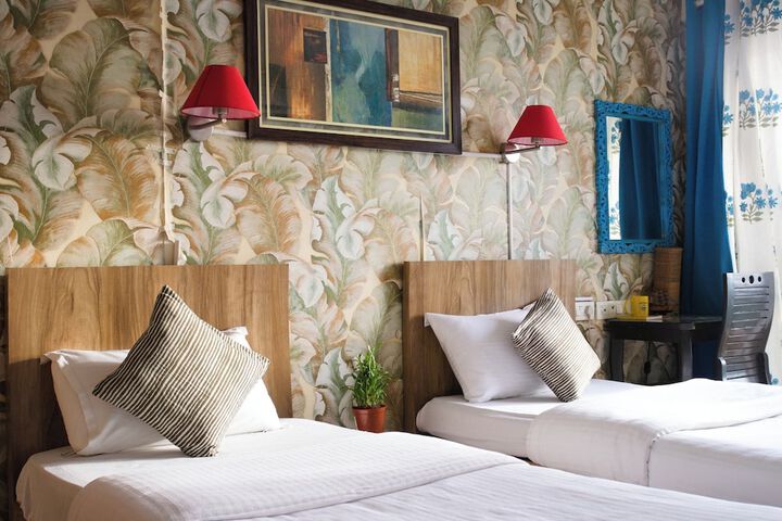 Room 15 of 29