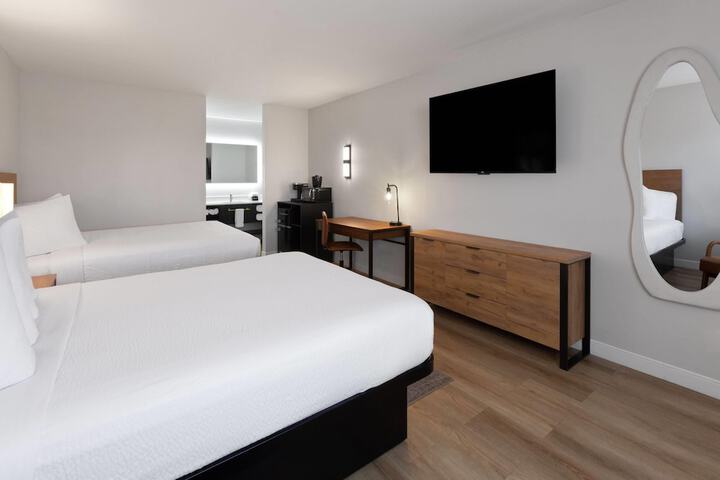 Room 19 of 59