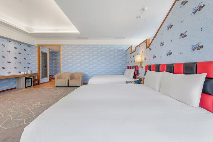 Room 34 of 86