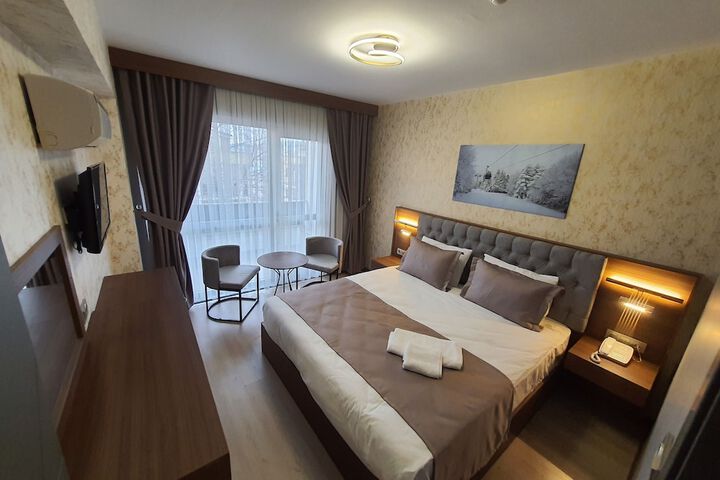 Room 1 of 46