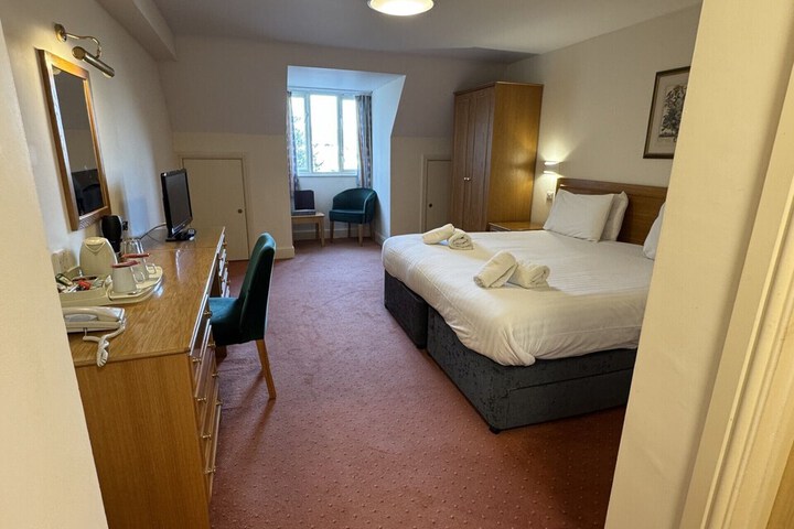 Room 47 of 109