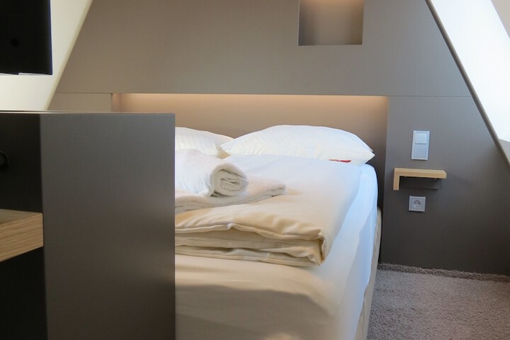 Room 36 of 82