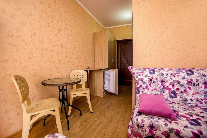 Room 46 of 95