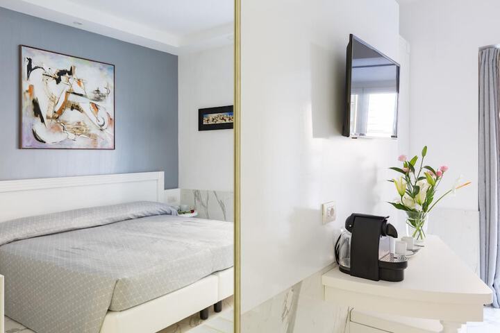 Room 19 of 36