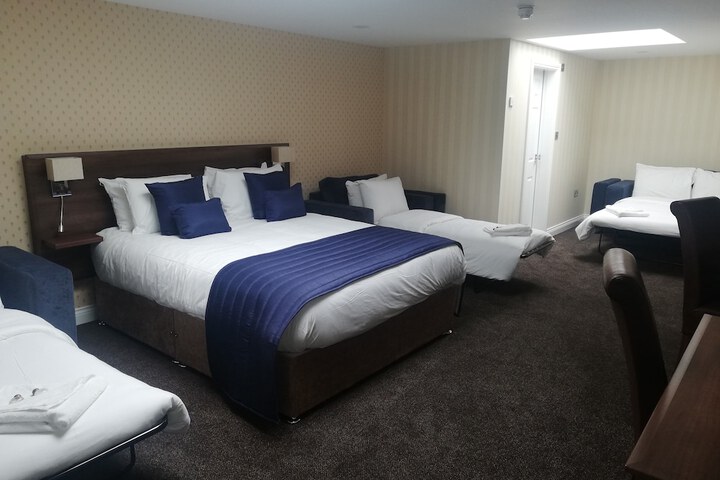 Room 26 of 48