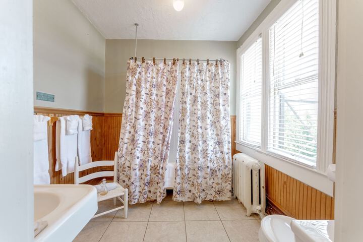Room 40 of 59