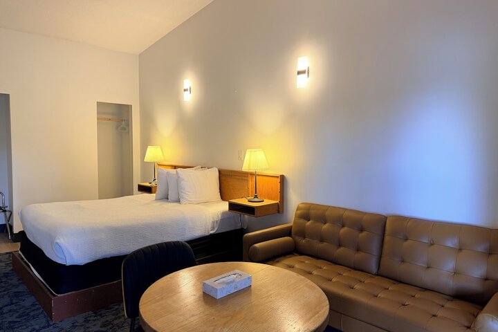 Room 22 of 56